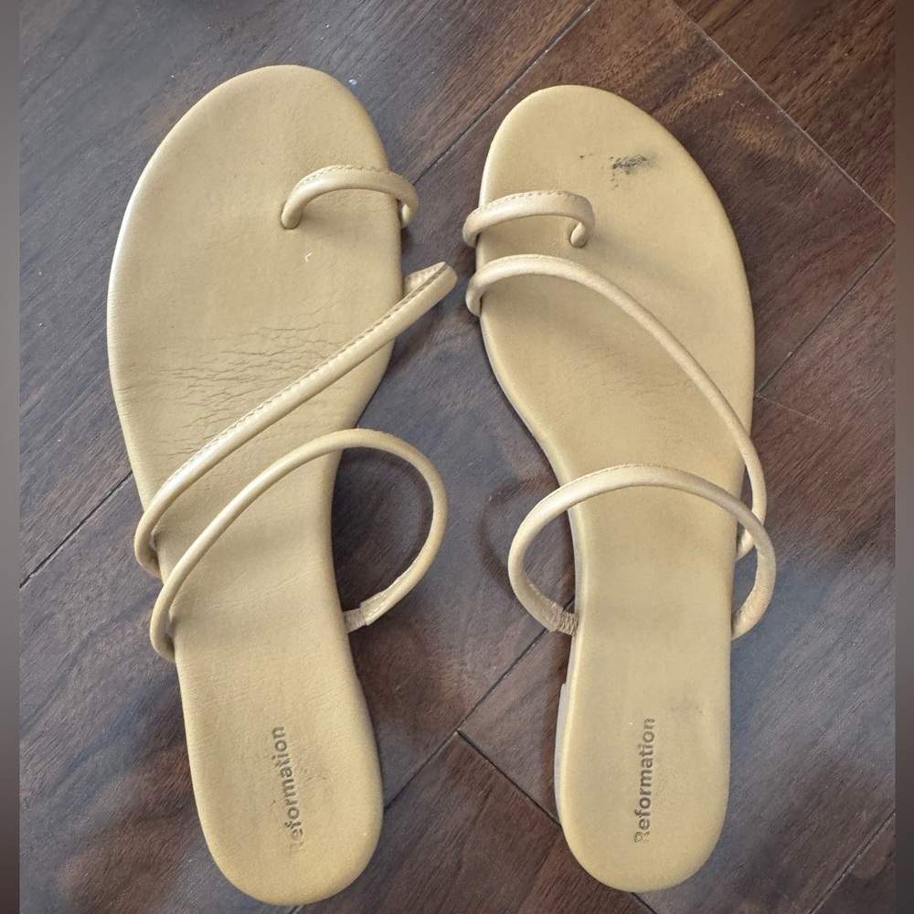 Reformation Elegant Tan Women's Sandals - Picture 2 of 4